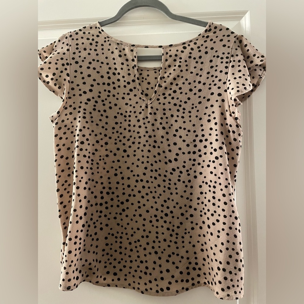 Keyhole Back Blouse - Picture 2 of 3
